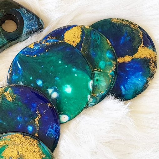 Piece 39 - handpoured epoxy resin wall artwork by Zora